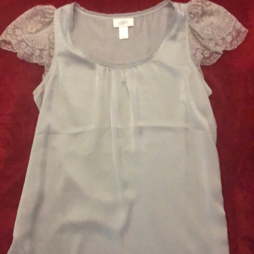 Satin, laced short sleeve shirt